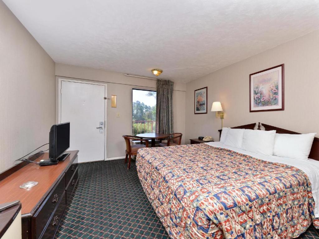 Americas Best Value Inn - Augusta / South Екстериор снимка