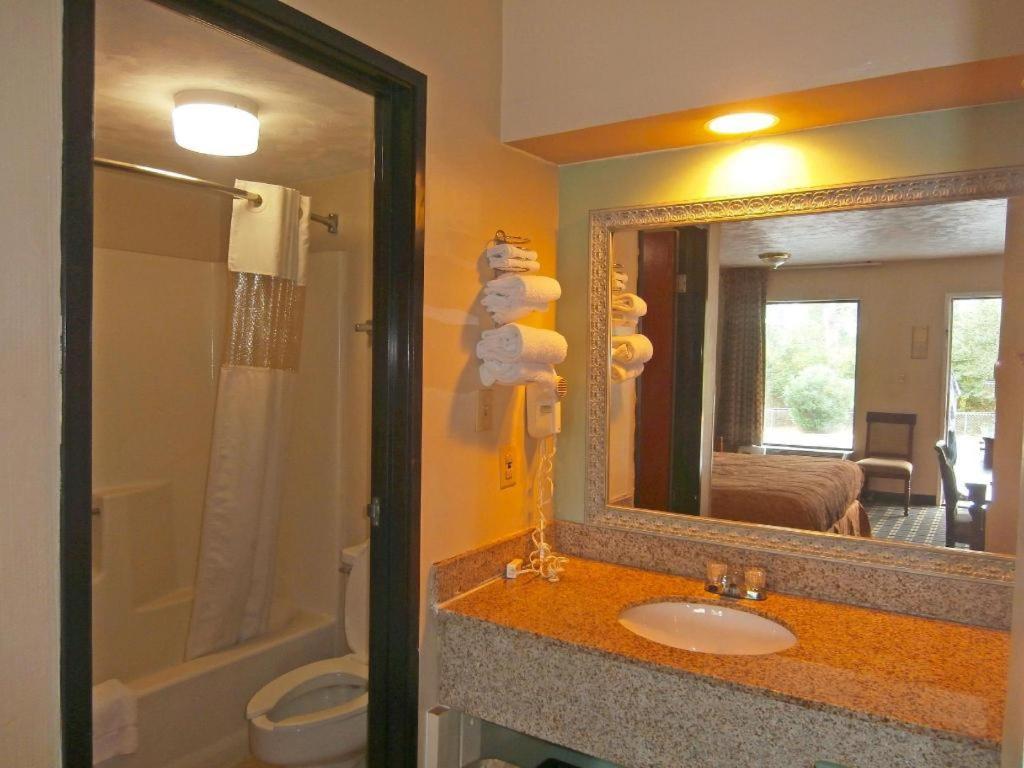 Americas Best Value Inn - Augusta / South Екстериор снимка