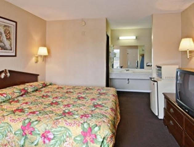 Americas Best Value Inn - Augusta / South Екстериор снимка