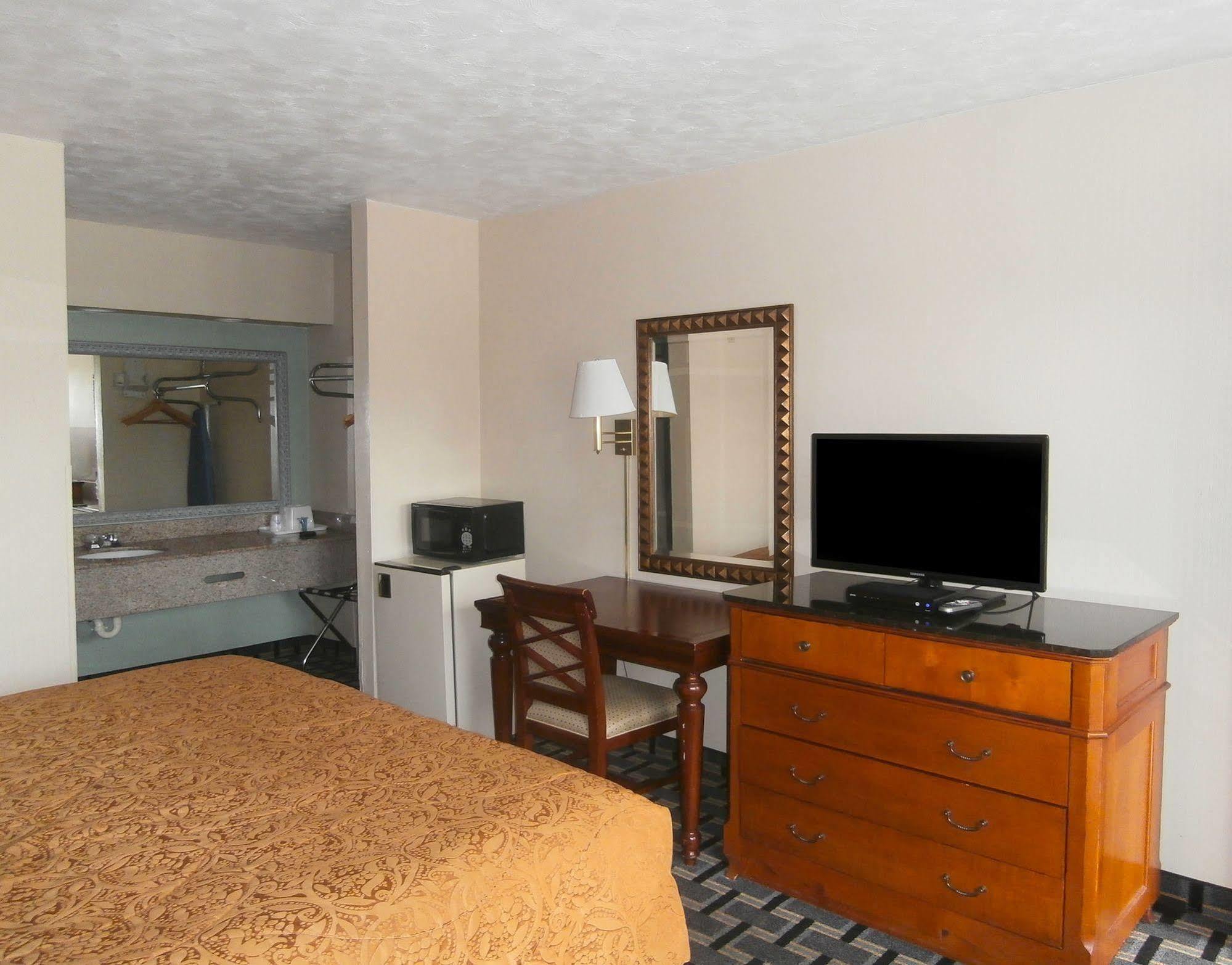 Americas Best Value Inn - Augusta / South Екстериор снимка